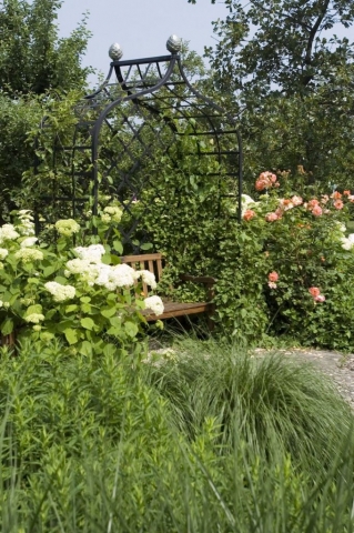 Englische Rosenlaube aus Metall Schwarz Verzinkt Englische Rosenlaube aus Metall Schwarz Verzinkt