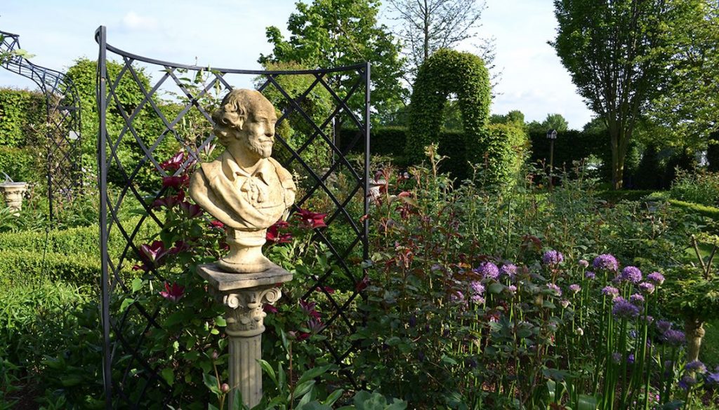 Metall Rosensäulen, Ranksäulen & Rankobelisken vom Hersteller kaufen