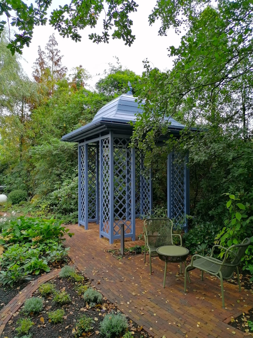 Metall Pavillon in Wunschfarbe Blau