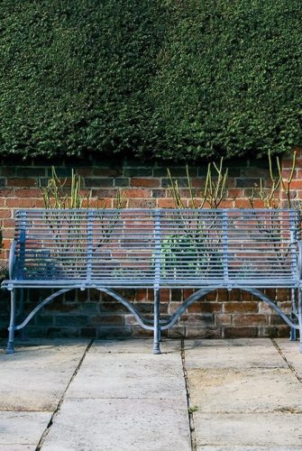 APG Carver Chair - ARR-BEN-1