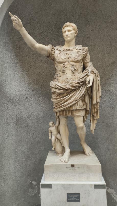 Augustus of Primaporta – eestvaade Vatikani muuseumide ikoonilisele marmorskulptuurile © Classic-Garden-Elements Augustus of Primaporta – eestvaade Vatikani muuseumide ikoonilisele marmorskulptuurile © Classic-Garden-Elements