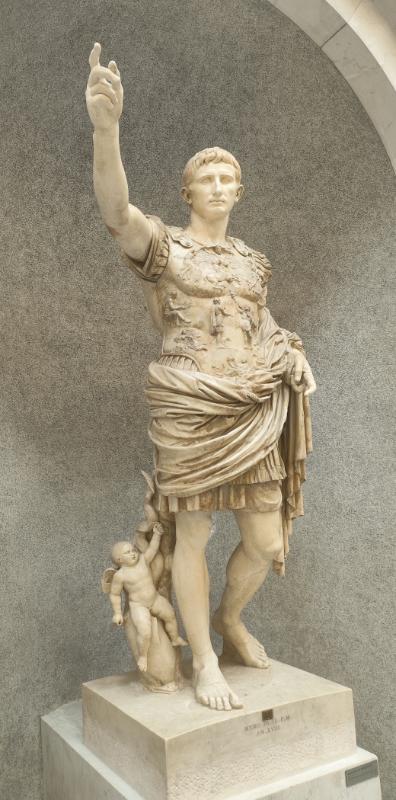 Augustus Primaporta – Klassikaline contrapposto poos, mis põhineb Kreeka Polykleitose kunstil © Classic-Garden-Elements Augustus Primaporta – Klassikaline contrapposto poos, mis põhineb Kreeka Polykleitose kunstil © Classic-Garden-Elements