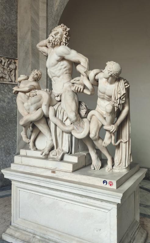 Laocoon Group – Vatikani muuseumide eestvaade, dramaatilise valu meistriteos © Classic-Garden-Elements Laocoon Group – Vatikani muuseumide eestvaade, dramaatilise valu meistriteos © Classic-Garden-Elements