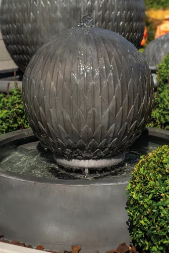Kleiner Leaf Ball Kugelbrunnen