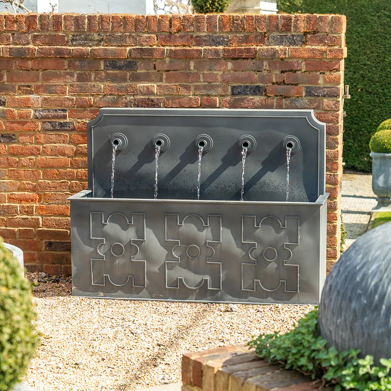 Grandeur Langi veesilm – ajalooline disain kohtub moodsa aiakunstiga firmalt A Place in the Garden